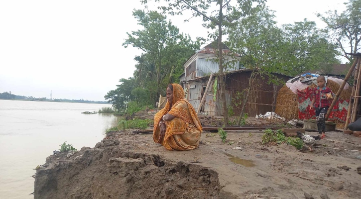 ঘুম নেই কুশিয়ারা নদীতীরের বাসিন্দাদের চোখে